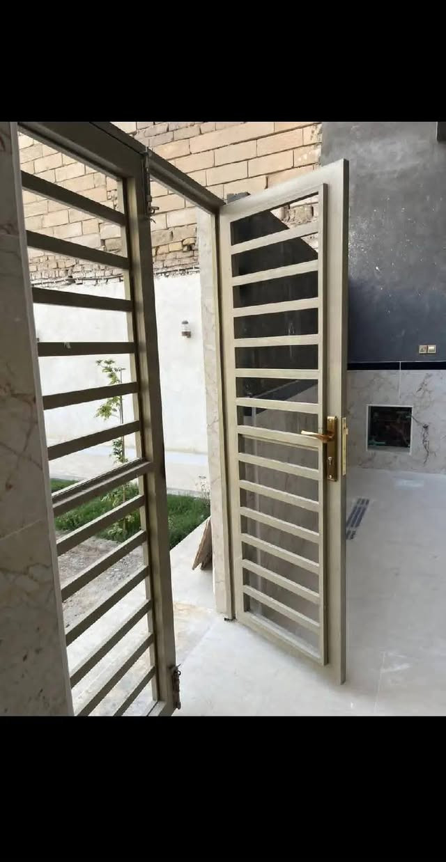 حداد متنقل باب شباك سندويج كيربي مسقفات محجرات كافه اعمال الحداده 
0783151561


**إذا كنت صاحب هذا الإعلان وتريد حذفه لأي سبب، رجاءا أرسل رسالة إلى الدعم الفني**