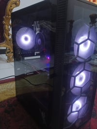 تجميعة للبيع ‏هدية وياها ماوس وكيبورد نقصطك بس شاشة وتشغل جميع الالعاب...