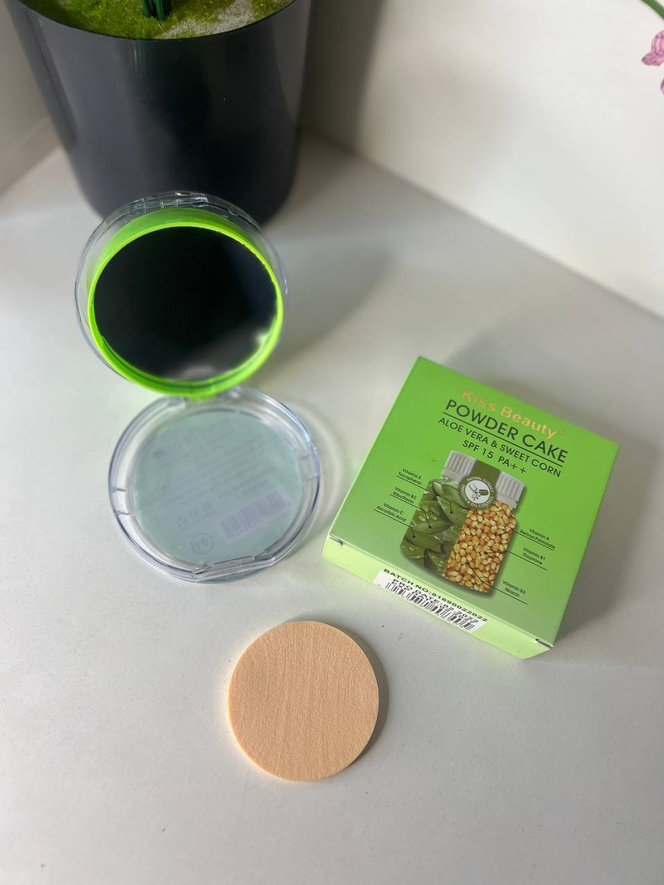 باودر وجه من ماركة Kiss Beauty، 
يتكون من طبقتين  باودر وإسفنجة 
وتحديداً نوع Powder Cake الذي يحتوي على مكونات طبيعية كالصبار والذرة الحلوة مع حماية من الشمس SPF 15. 

سعر الخصم 5 الاف
#الاصلي 
قناة تلي https://t.me/tot_yuish


**إذا كنت صاحب هذا الإعلان وتريد حذفه لأي سبب، رجاءا أرسل رسالة إلى الدعم الفني**