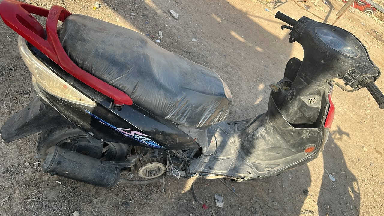 جيفور للبيع كوم حديد سعرها 100 وبيع منها غراض تفصيخ اليحتاج غراض تفصيخ  عوزها بس تجفيت كهربائياتها كلها شغاله المراسله خاص او الاتصال 
***********
