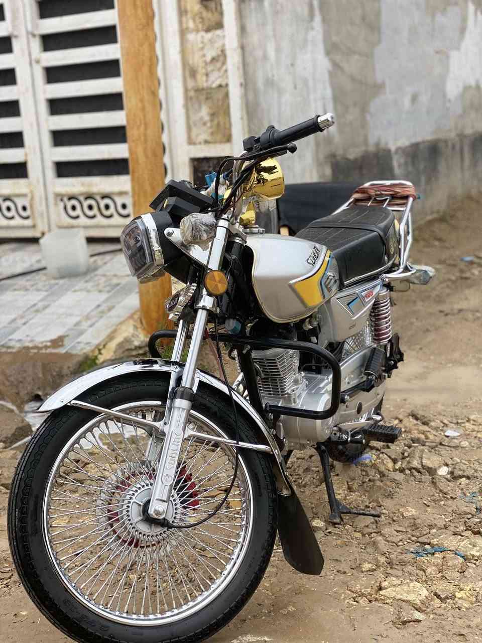 السلام عليكم تايكر 2025 محرك ما مفتوح نضافه 100% تايرات جوبلس جدد دراجه حيل نضيفه شلعه معدل فولل كهربائيات كلهه شغاله كامله مكمله دراجه خير من الله مكان ديالى بعقوبة رحمه سعر خاص تفاصيل خاص او تتصل *********** 🩶
