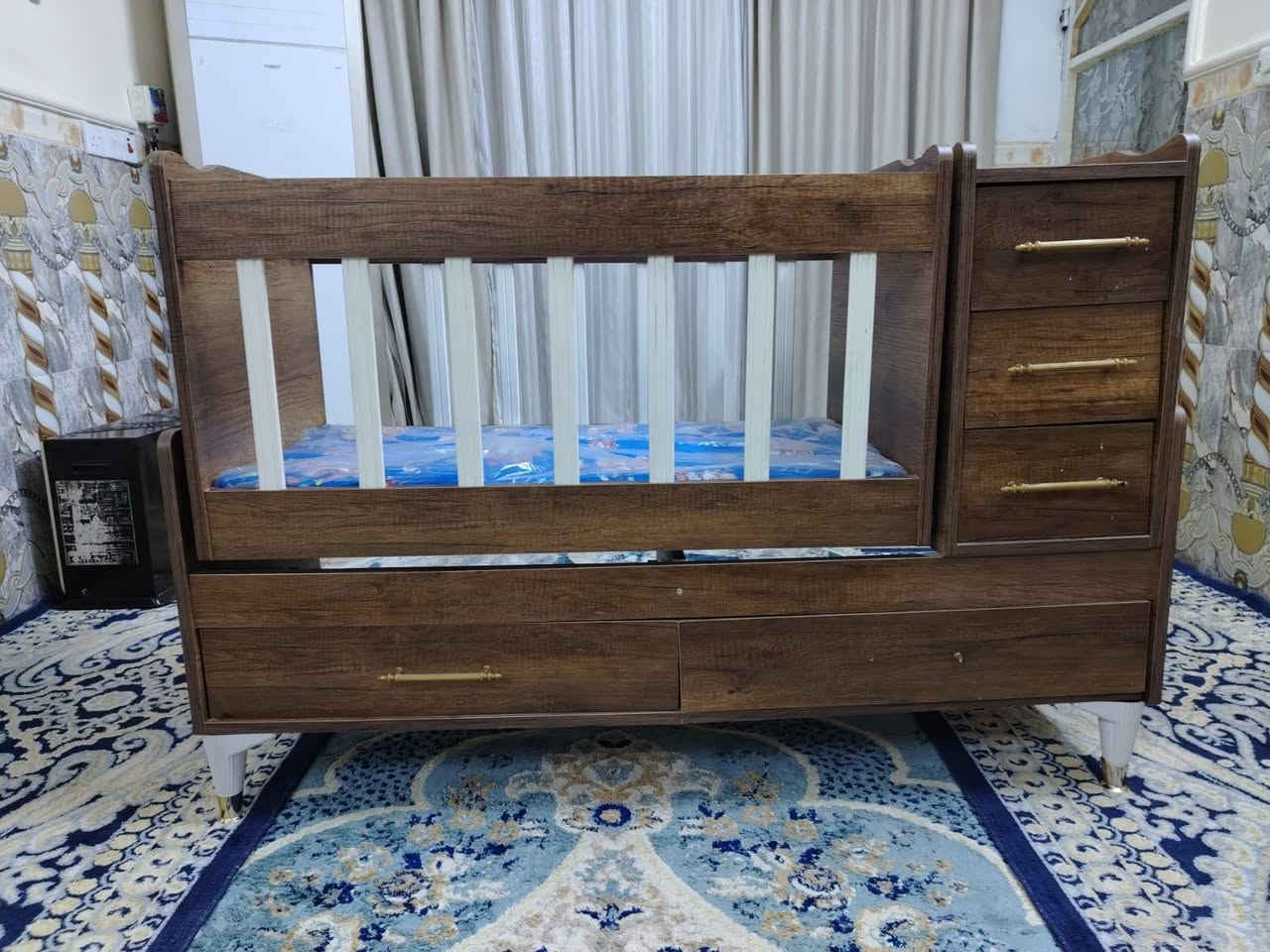 كاروك تركي جديد مستخدم قليلا السعر 95الف بغداد نهايه العبيدي ***********
