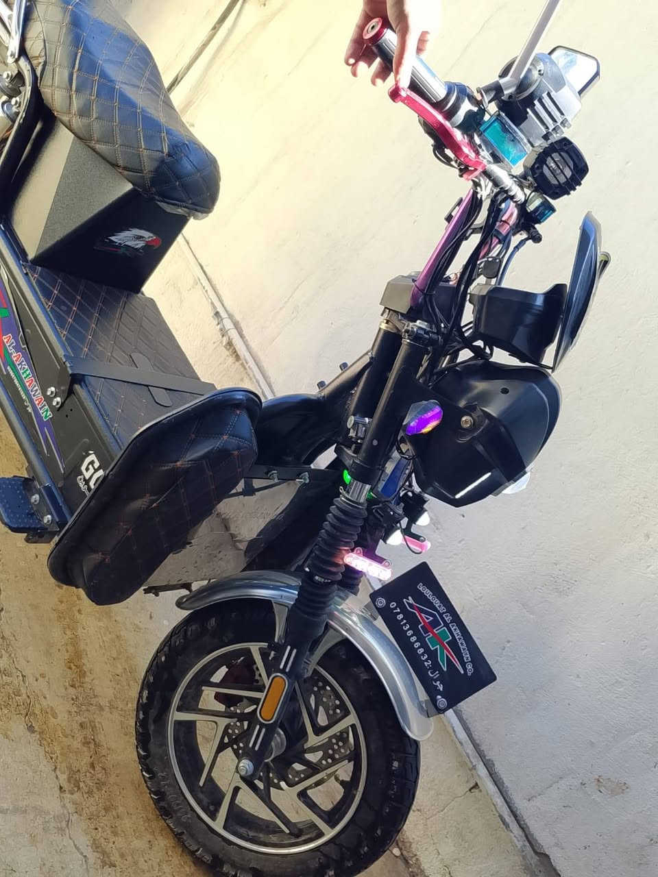 السلام عليكم دراجه اللبيع 2025 السعر 650 مامستخدم. شي قليل
***********
