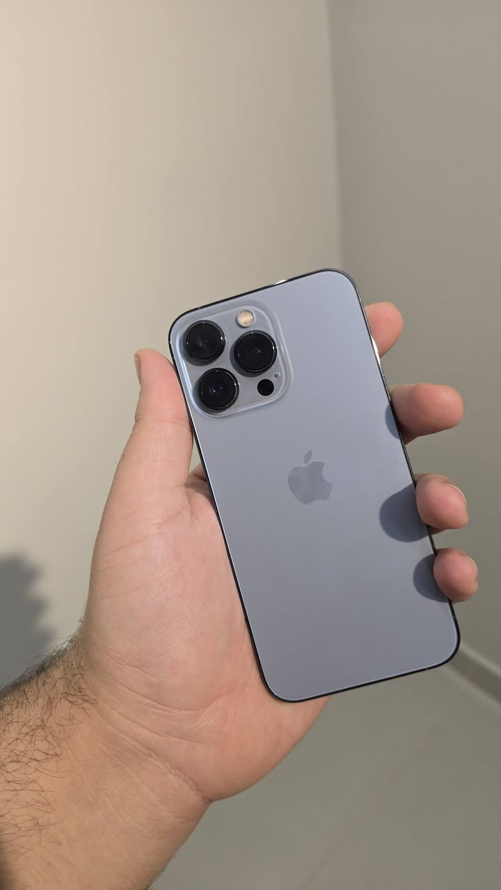Iphone 13 pro العادي مو ماكس
الجهاز نظيف جداً 
256gb
شرق اوسط
مكفول من الفتح و التبديل شرط الفحص 
Face id الكامرات المايك اللمس كلشي شغال على وضع الشركة
مكاني بصرة
التواصل  ***********
