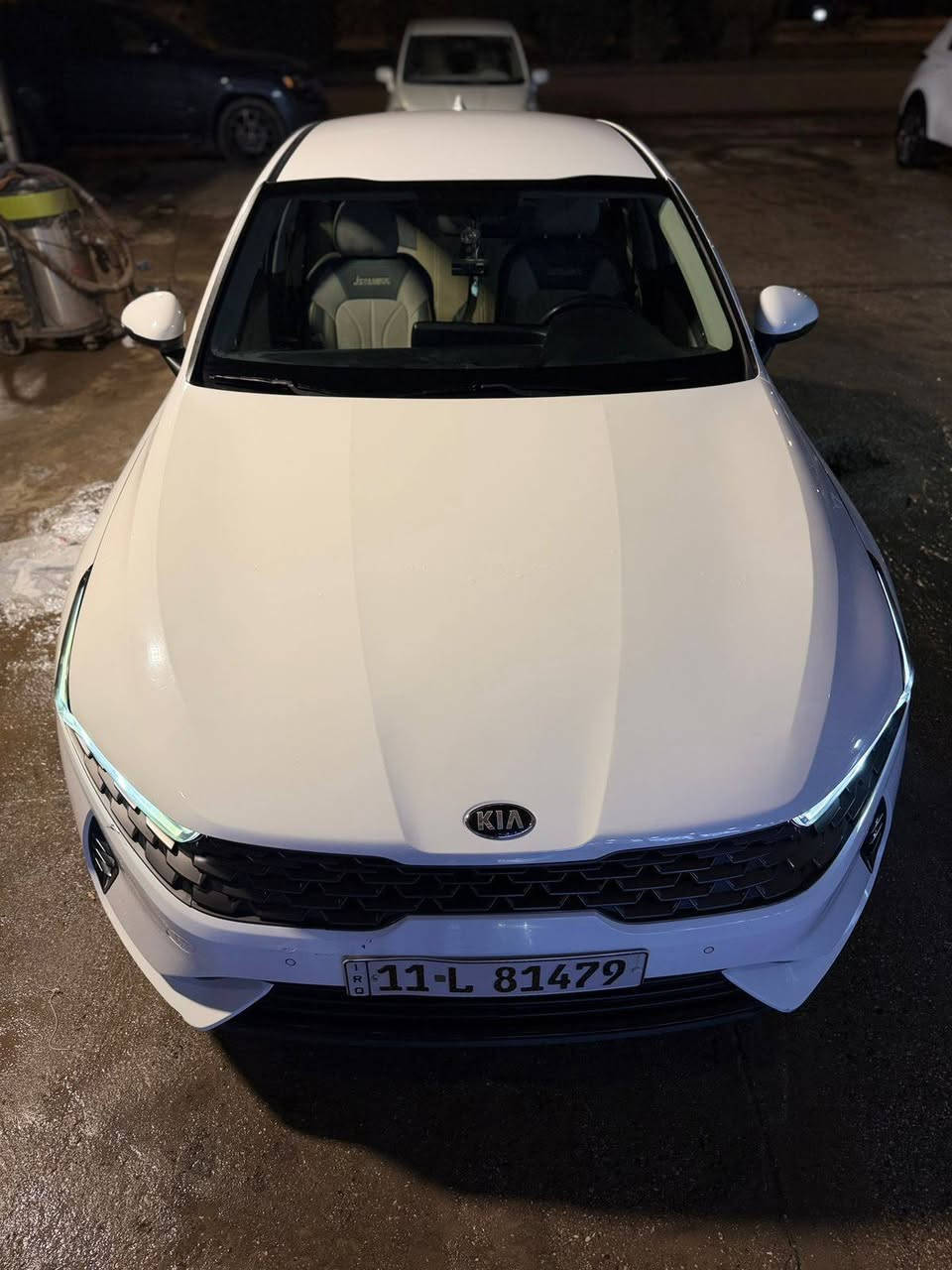 السلام عليكم
للبيع K5 2021 خليجي 

فول مواصفات عدا الفتحه

 بصمات عدد 4 (بصمة تشغيل وبصمة أبواب وبصمه جنطة)

تبريد بيانو
 كامرة خلفية
 أنظمة قيادة عدد 5 

وبعد بيها مواصفات 

رقم بغدادسنوية لل27

محرك 2000 دوش 

ماشية 87 الف 
بيها ضرر موضح بالفديو المرفق
السعر 170
اي استفسار
***********
