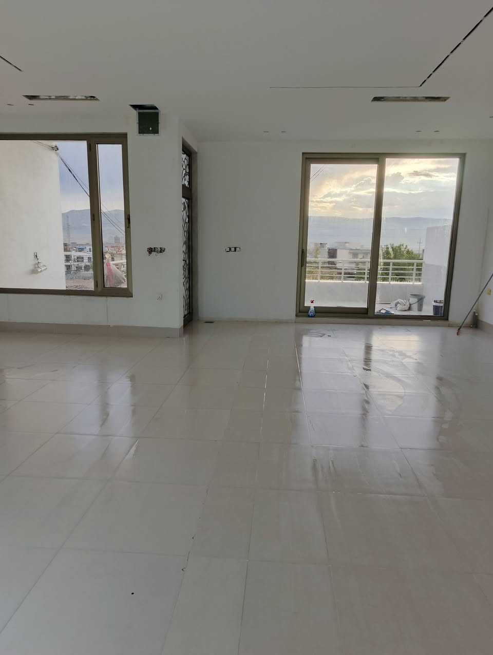 ئامادەین بۆ پاکردنەوەی ( شوقە-🏢 خانوو🏠-ئۆفیس📈🏡-باخ🏞️-شوێنە گشتییەکان)بە باشترین و جوانترین شێوە ♦️ بە کارمەندی لێهاتوو شارەزاو ئەزموون♦️بە کەرەستەی پاکەرەوەی تایبەت!♦️ بە خێراترین ماوەو باشترین دەرئەنجام بۆ زانیاری زیاتر پەیوەندی بکەن بەم ژمارە تەلەفون:{***********}📞
