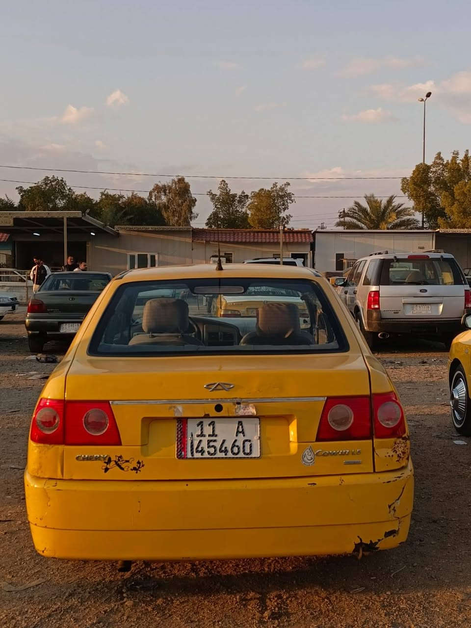 للبيع شيري كوين 2011مصفرة هيئة وغرامات رقم انكليزي محرك جديد تخم تاير جديد السعر 29الشراي يتصل الرقم بي واتساب ***********
