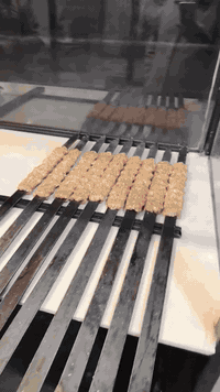 كل الهلة بيكم من مطعم ابو احمد الشهير 
عروضنة مستمرة 
رقم التواصل,*********** يوجد توصيل الى كل انحاء عنه و راوة
