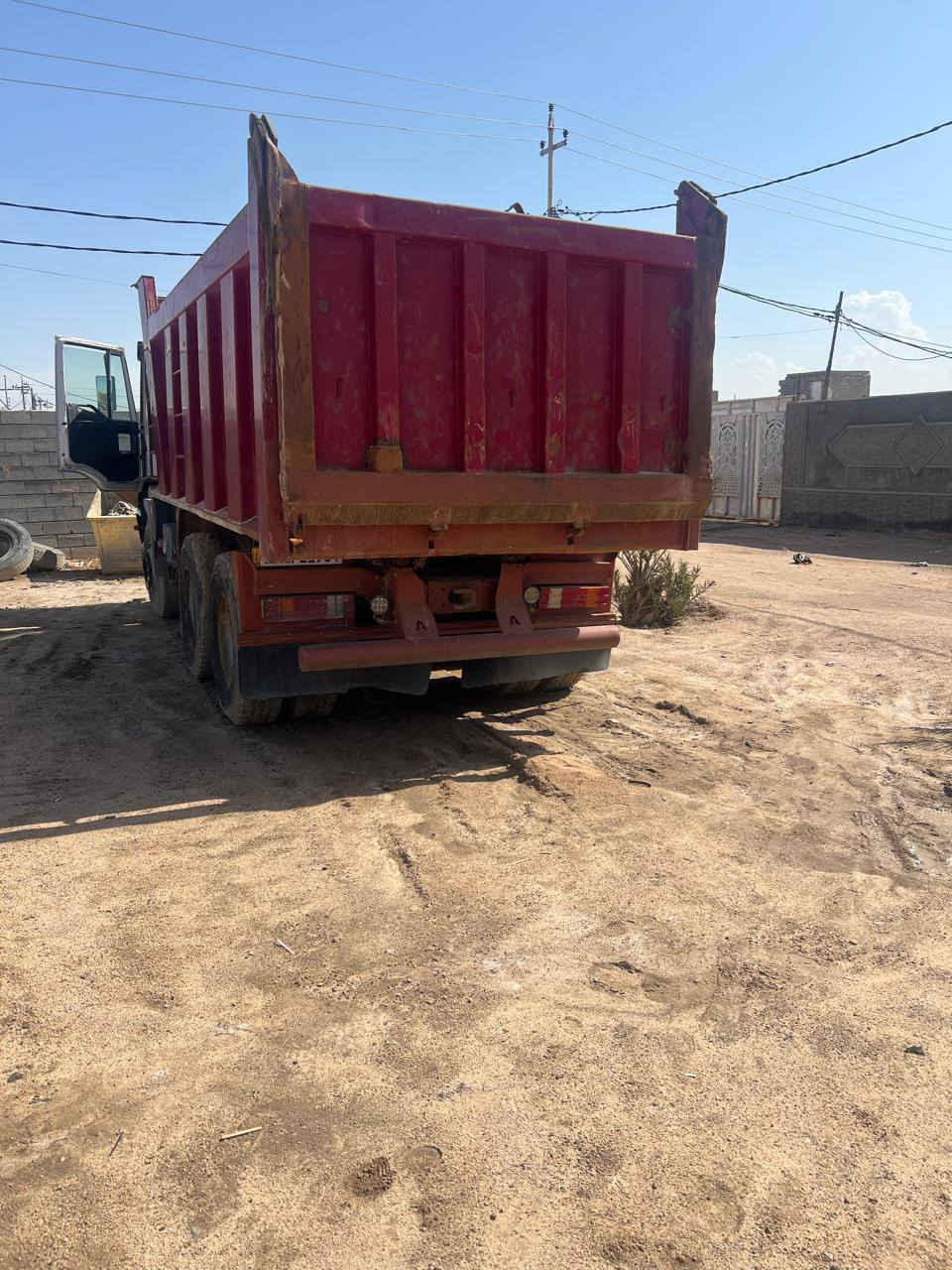 السلام عليكم 
سياره افيكو للبيع مجموعه جي اف جبيره كير 160 مكينه سوده 42 بم ونوزل  مديل 2002 مواصفات دوله بدي هاوزر سياره جديده جاهزه للعمل رقم سليمانيه مكفوله كفاله عامه  مكان بصره قضاء الدير ***********
