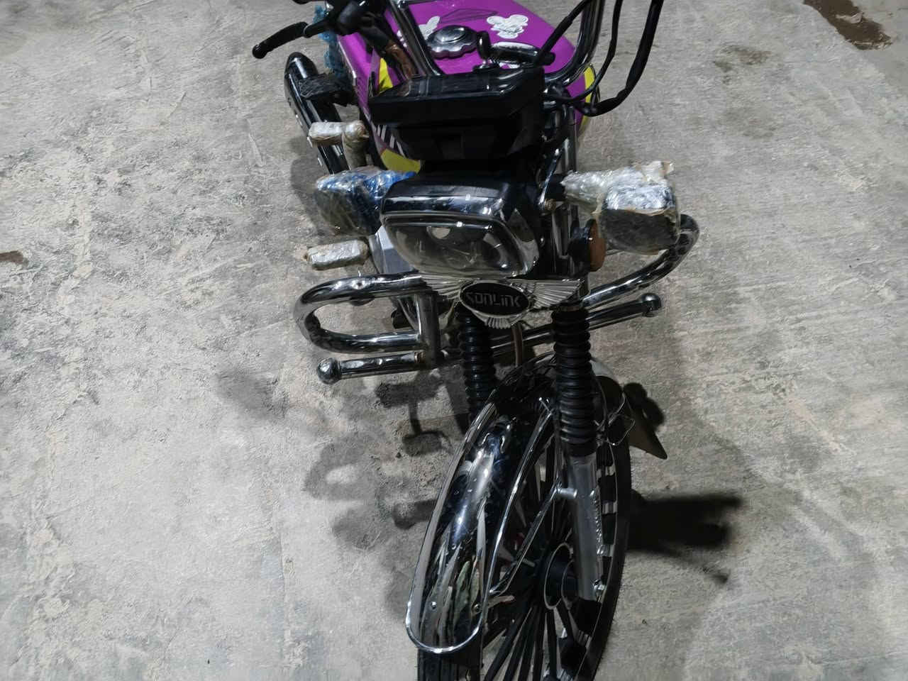 سلام عليكم مرخصت الدمن للبيع دراجه سولنك موديل25  محرك200 دراجه خير من الله نشاط ونعومه كفاله بعده وضع الشركه ما ملعوب علي سبانه كله بلادي وصلت  750 الشراي ينورني خاص


**إذا كنت صاحب هذا الإعلان وتريد حذفه لأي سبب، رجاءا أرسل رسالة إلى الدعم الفني**