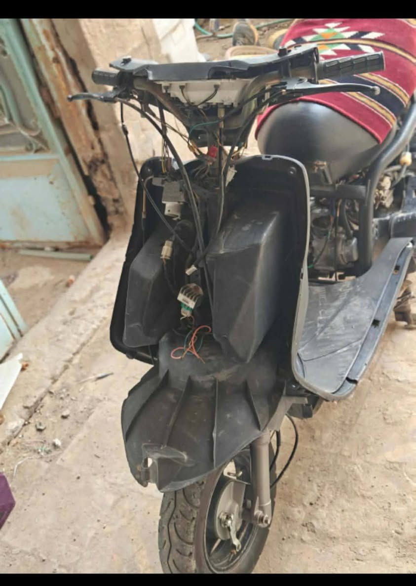 فحل البيع جيب مصلحك وتعال افحص تراي وين ماتريد كهربيات يرادهن ترتيب حط باتري وتوكل كلش مابيه دراجه نقص بس الجوزه شكل يعني تفحصه وتوكل الي مو شراي لا يطب دراجه مال جناي وروحه ورده٢٧٥ وبيه مجال قليل


**إذا كنت صاحب هذا الإعلان وتريد حذفه لأي سبب، رجاءا أرسل رسالة إلى الدعم الفني**