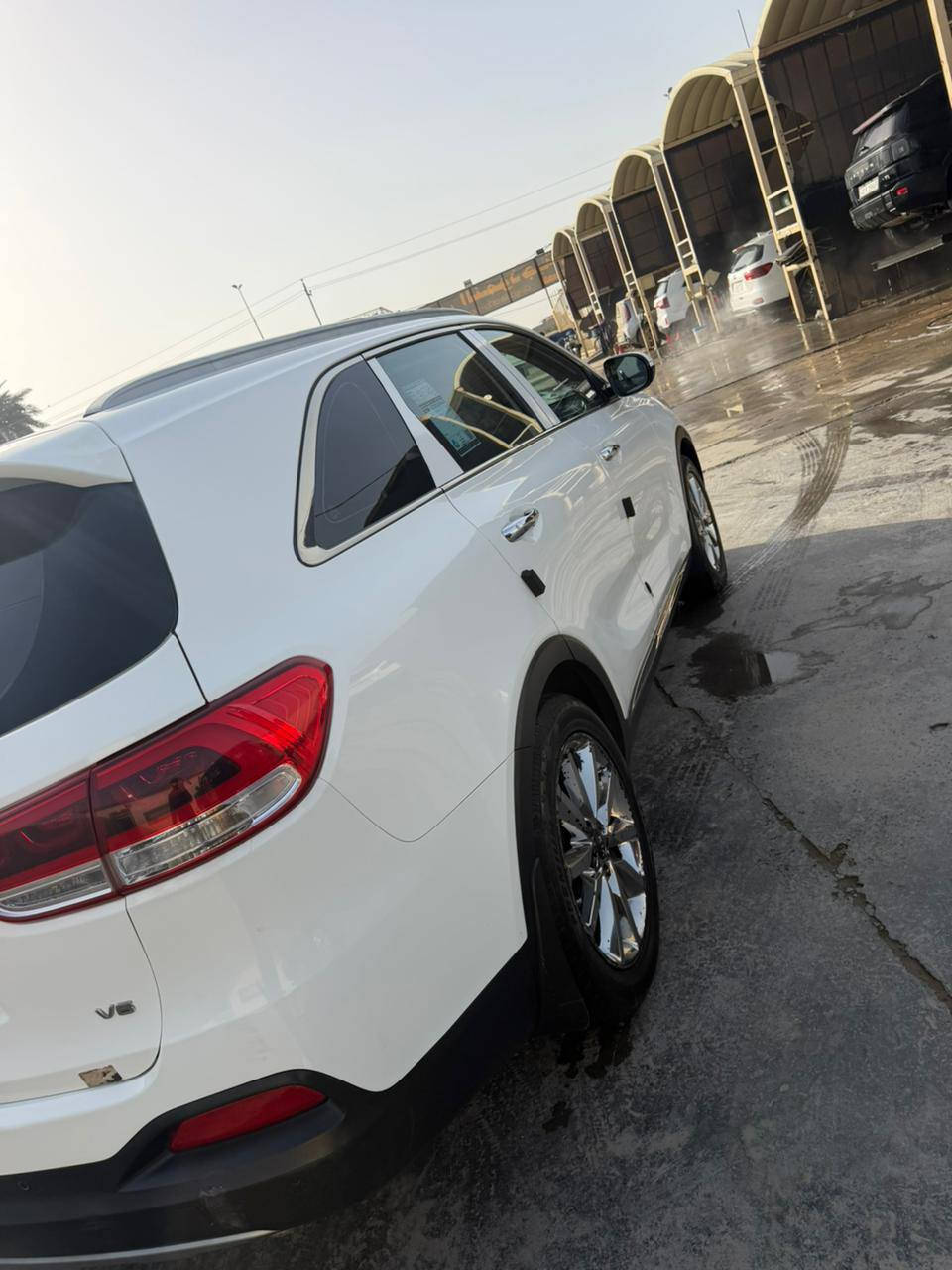 السلام عليكم
سورينتو للبيع خليجيه موديل 2016 بيضاء مكفوله كفاله عامه بس بيه بارد بجاملغ الامامي مكينه ما مفتوحه السياره خير من الله السعر 230 وبيهة مجال مكان السياره بابل 
الاتصال عل رقم ***********
