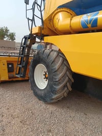 حاصود للبيع موديل 20 مشتغل 3100 ساعه سعر على خاص 07702333373