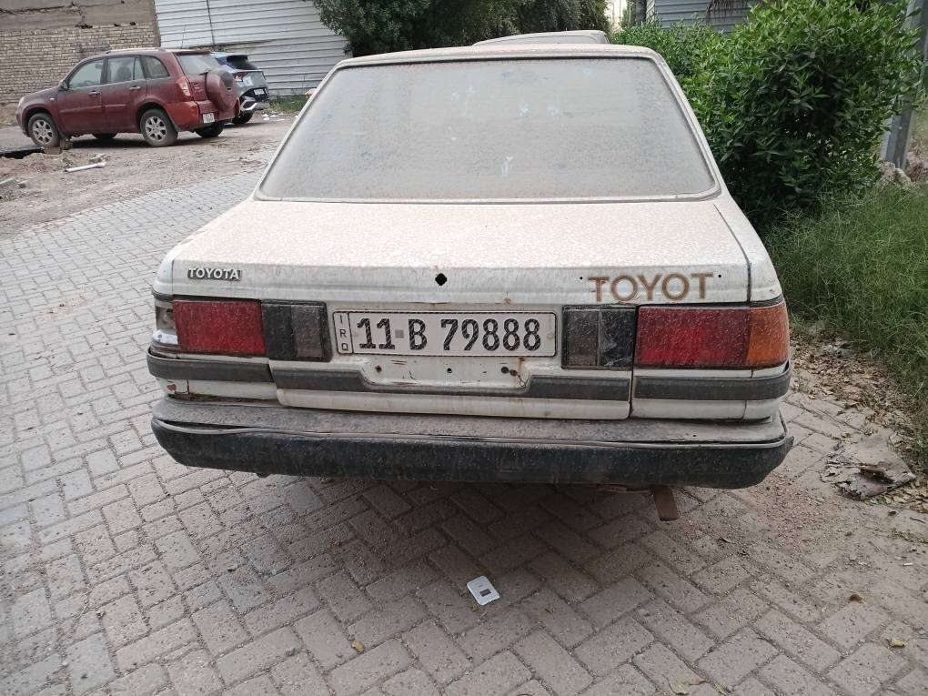 كرونه معوقين ٨٥ محرك جيد كير اوتوماتيك يحتاج صيانه عاطل رقم نكليزي بغداد ورقمها حلو سعر ٢٨ ورقه مكانها زيونه *********** بغداد, العراق
