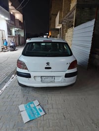 بيجو موديل ٢٠٠٦ سياره محور كيىر ومكينه كورله سياره جاهزه حتى التبريد ش...