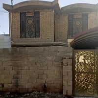 بيت طابقين ٢٥٠م • قطعة مسيجة ٢٠٠م • كوت حي جوادين