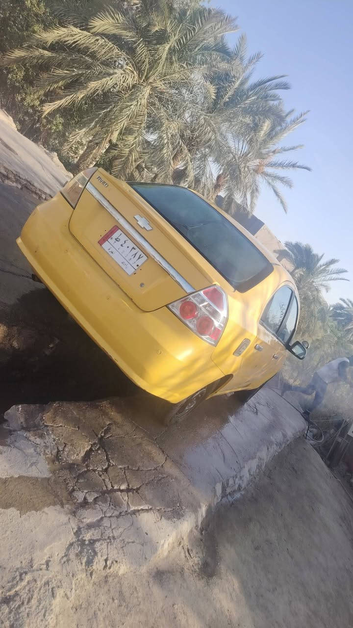 سلام عليكم افيو موديل 2010 اوتماتيك بيع او مراوس بكيه فقط مكان السياره السماوه 
السياره بيها ضربه قماره التكم سالمه مكينه 1600ام البوري 
مكينه جديده توني شادها وضفيره كامله  كير شرط 
كهربائيّاتها كلها شغاله 
حداديه نص ونص 
تبريد مايشتغل 
سنويه ساقطه من 20
مشروع وطني مالكها بغداد يداور ثاني يوم 
عليها هيه 300الف وغرمات 150الف عل مشتري ابيعك هل موجود الك مداور يمي فقط 
سعرها 30قفل قفل 
***********
