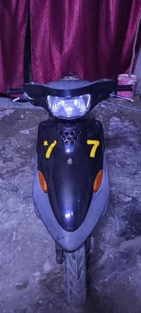 شباب دراجه للبيع كله شغال  سلف وعندو سعر ٢٥٠ وبيه مجال وهذه رقمي مامتو...