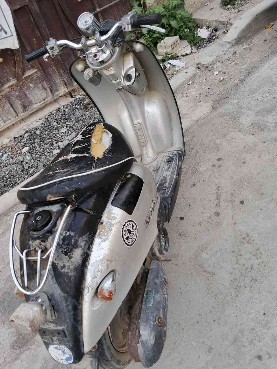 السلام عليكم عبدالحليم للبيع دراجه شغاله نضيفه بي نقوصات السعر ١٢٥ وبيها مجال للطيبين


**إذا كنت صاحب هذا الإعلان وتريد حذفه لأي سبب، رجاءا أرسل رسالة إلى الدعم الفني**