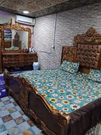 غرفة نوم • غرفة نوم كويتية • غرفة نظيفة • غرفة اخشاب • نوم • للبيع الز...