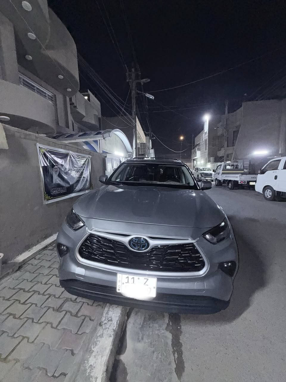 سلام عليكم من رخصه اداره الكروب
هايلندر هايبرد وارد امريكي 2024 XLE
رقم بغداد  اب اسمي 
ماشيه 24.500ميل
مكينة هجينه 2500تنفس طبيعي
السعر 283 ورقة بيها شوفه 
الرقم *********** مكاني بغداد
