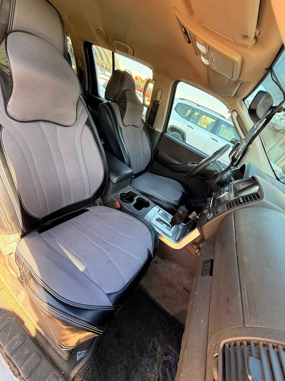 السلام عليكم 
نيسان بايفندر 2012وارد امريكي اصل 
رقم اربيل باسمي كير محرك خير من الله كهربائيات كله شغاله تبريد تدفىه شغال 
105بيه مجال مكاني نجف 
***********
