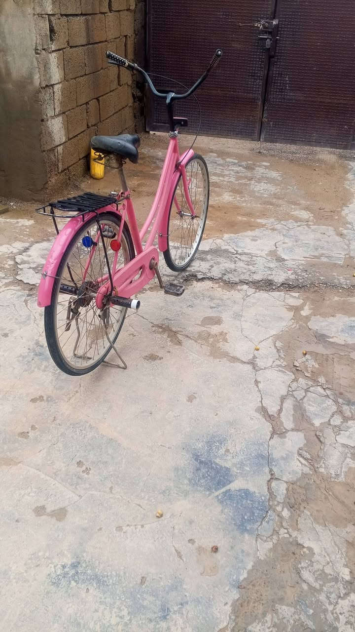 السلام عليكم بايسكل للبيع نضافه شوفت عينك السعر 60 المكان بعقوبة الرحمه


**إذا كنت صاحب هذا الإعلان وتريد حذفه لأي سبب، رجاءا أرسل رسالة إلى الدعم الفني**