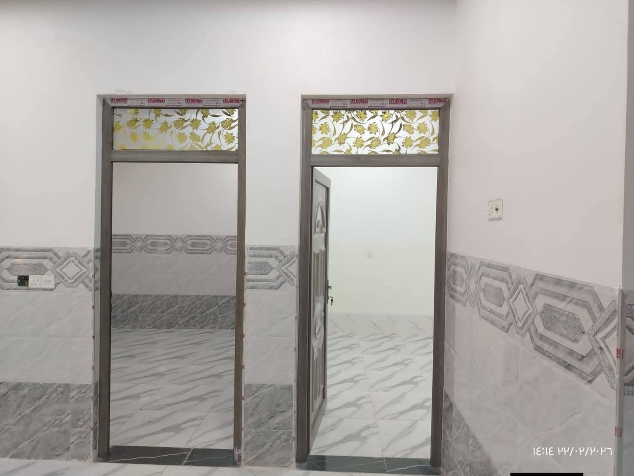 #عروض_مكتب_عـطـاء_الموصل
دار للبيع

حي السماح الثانية 

قرب مدرسه صناع الحياة 

المساحة 100م واجهة 10م 

ط1)) غرفة نوم واستقبال وصاله ومطبخ وصحيات 

الطابق الثاني 3 غرف نوم وصاله وصحيات 

سند طابو الزهور 

خدمات كامله ماء كهرباء تبليط 

‏‪0776 517 8266‬‏

***********

***********
