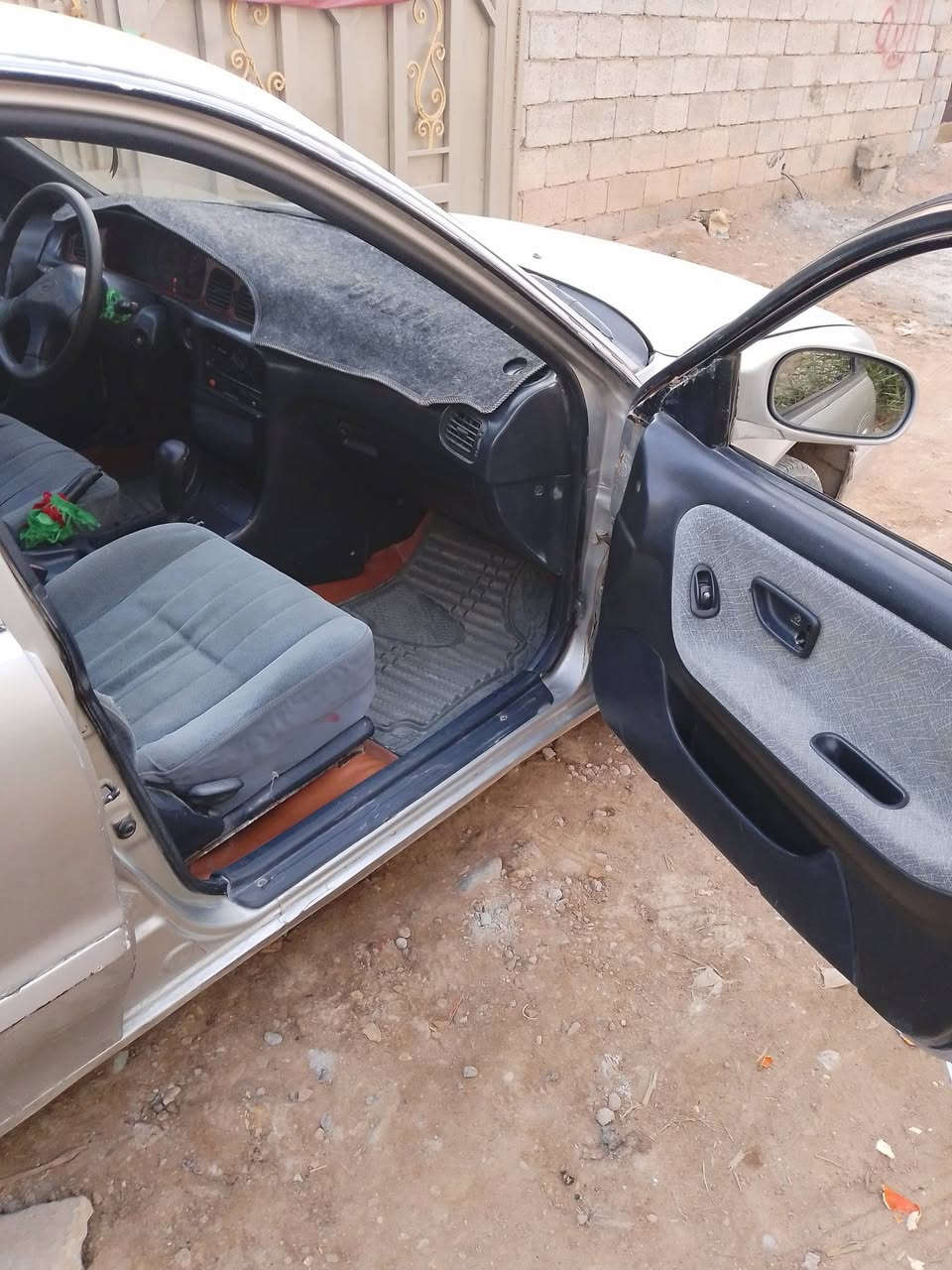 السلام عليكم سياره سوناتا موديل 95 سياره تبريد تدفئه كله شغال سياره باسمي رايده ب 53 ورقه ***********
