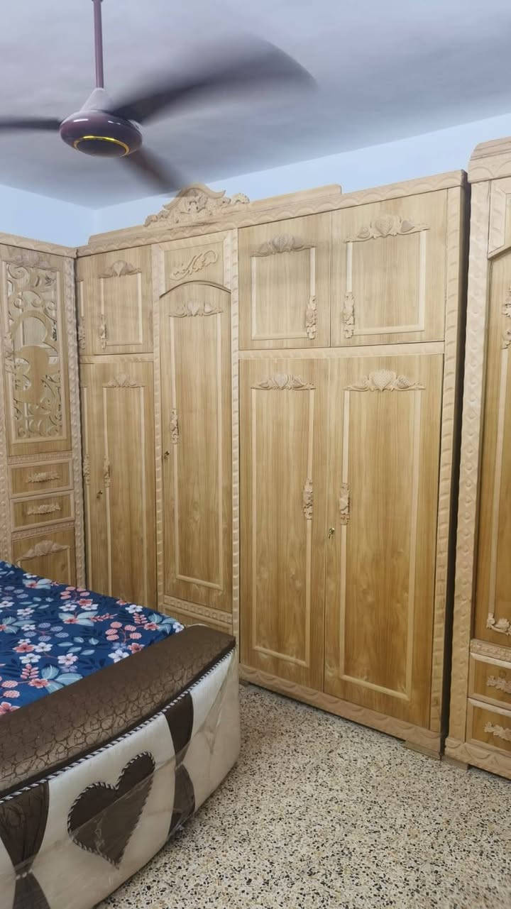اسلام عليكم غرفه نوم للبيع نوع الغرفه ابراج شغل توصي شغل ثقيل غرفه جديده ما مستعمله رقم  ***********
