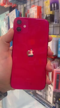 ايفون 11 عادي ذاكرة 128 امبدل شاشة وشاصي  كلة شغال  بطارية 84 الفيس اي...