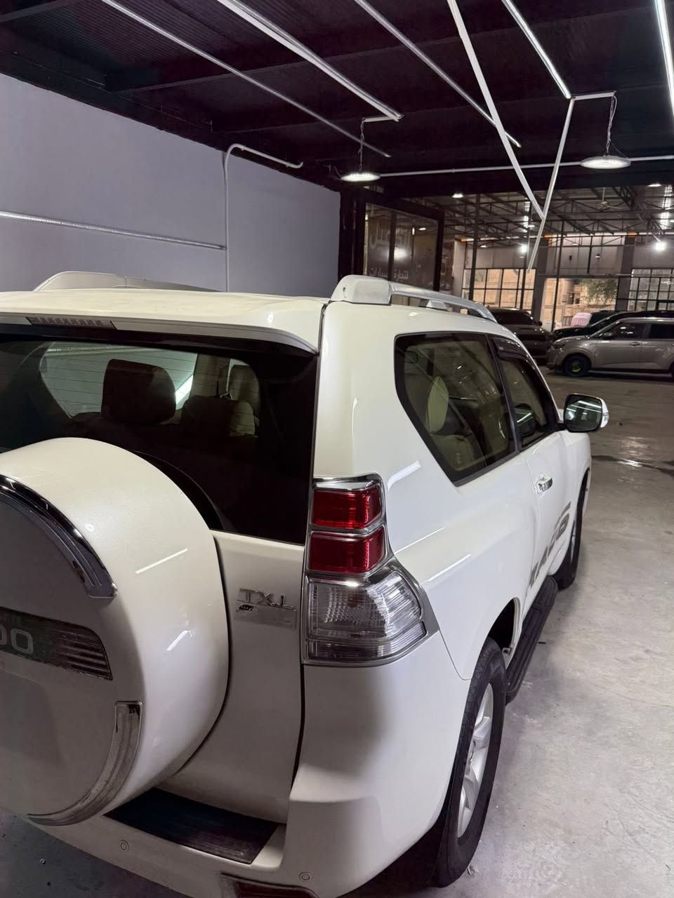 يالله
للبيع تويوتا برادو تك باب موديل 2011 رقم اربيل بسمي 
محرك ٤ سلندر 2700 
السيارة جاهزة بدون اي نقص الحمدلله 
فقط جاملغ خاف السائق صبغ 
للبيع فقط السعر 19,500 $ 
الاتصال على الرقم *********** 
وبالخدمة
