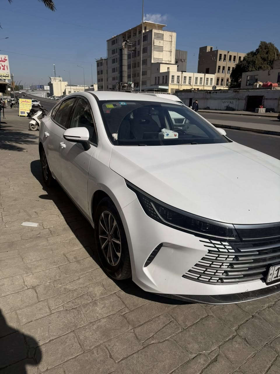 السلام عليكم بي واي دي 2025 ديستروير مكفوله كفاله عامه رقم بغداد بسمي السياره مكاني ساحه عدن السعر19000 رقم ***********
