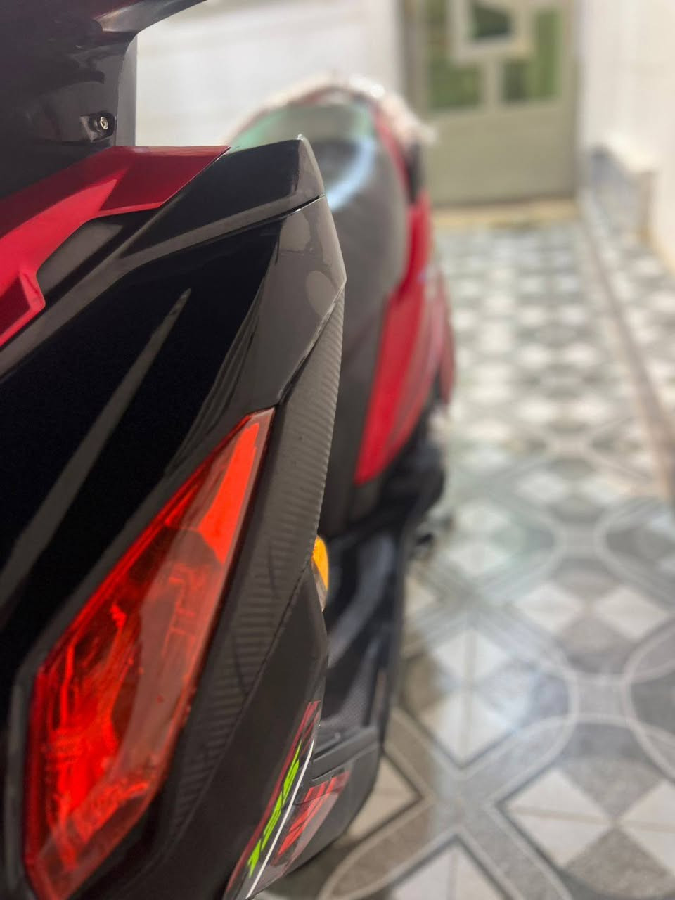 دراجه هوجي 2018 مسجل دراجه خير من الله سعره 12 وبيه مجال *********** عنوان خمسه كيلو
