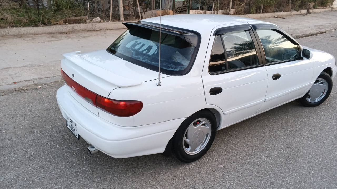 سلام عليكم البيع كيا سيفيا موديل 95رقم ديالى نكليزي سنوية 29 مصبوغة حزام قمارة بلادية مكفوالة من الضربة كير ومكينة خير من الله نخم تاير جديد كهربايات كلهة شقلة صدر امامي خلفي جديد داخل جديد السعر 48وبيهة مجال مكاني ديالى ***********
