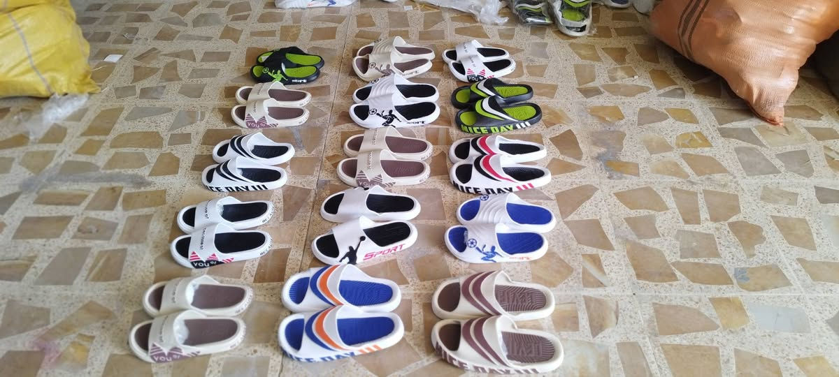 نعل پیاوان نوع ئیڤا
واتساب
*********** _ ***********
