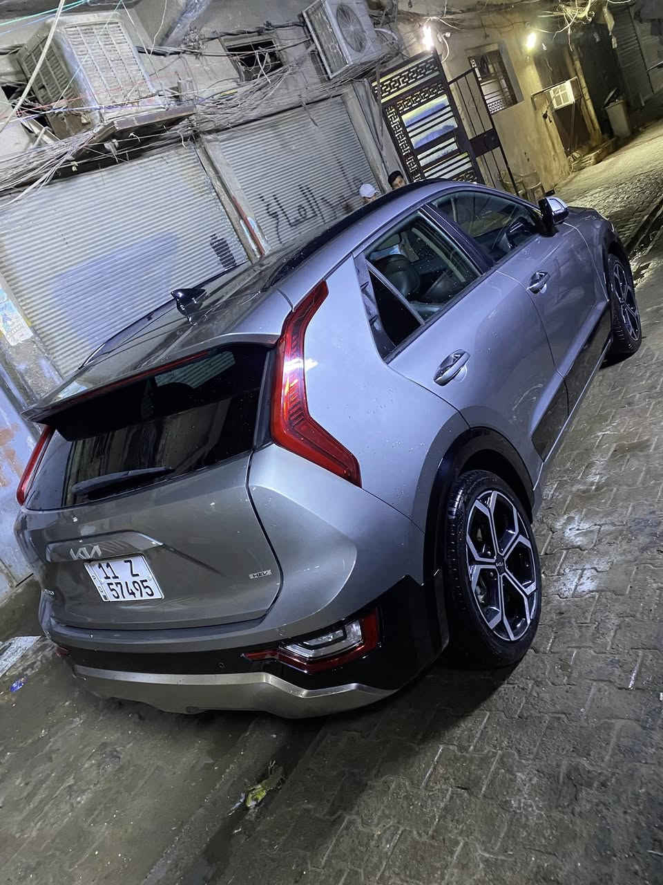 كيا  هايبرد  نيرو موديل 23 سياره جديده فول 1/1 ماشيه 30 مايل  ضرر جاملغ السايق فقط. رقم بغداد باسمنه صور حادث فحص سونر مرفق.  اريد مراوس 7 راكب. *********** وتساب مازنجر شغال العنده مراوس 7 راكب ايراسلني بس كون نظيف وضرر بسيط
