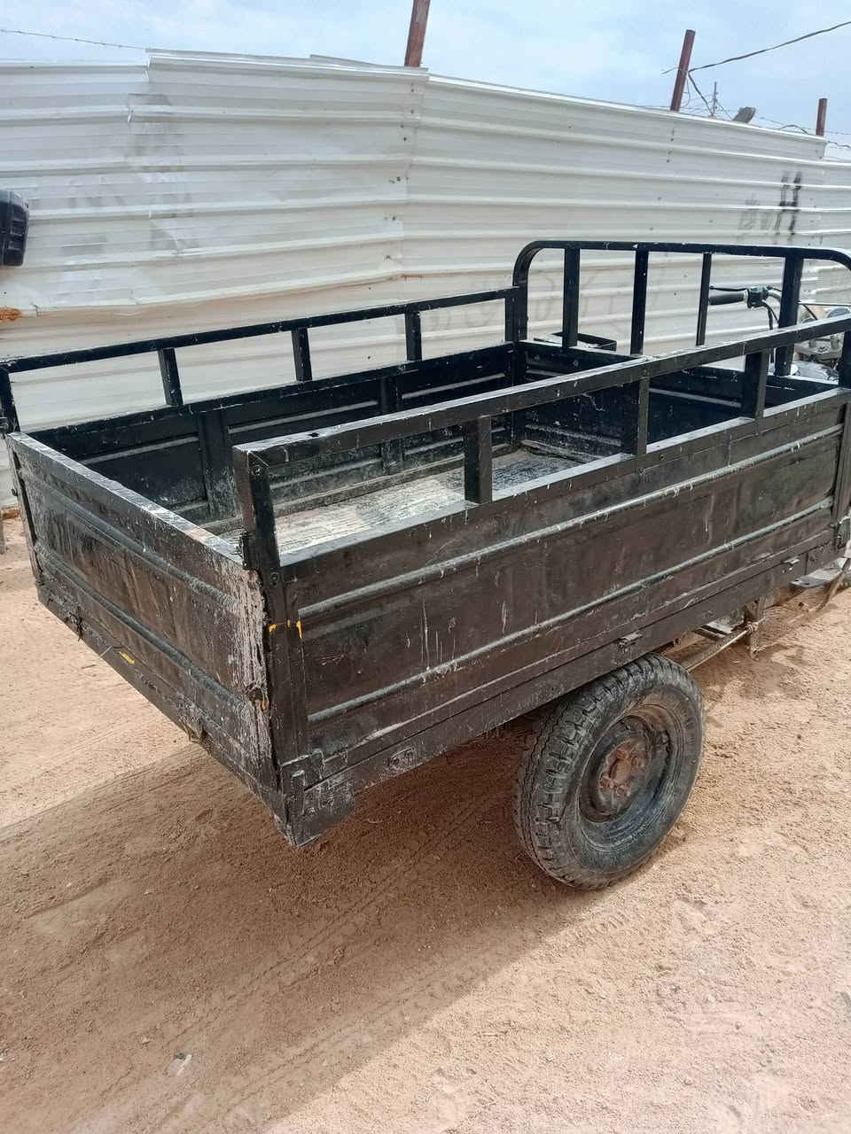 سلام عليكم ستوته البيع الشراي يجي خاص او يتصل المكان كربلاء الحر الصغير 
***********
***********
