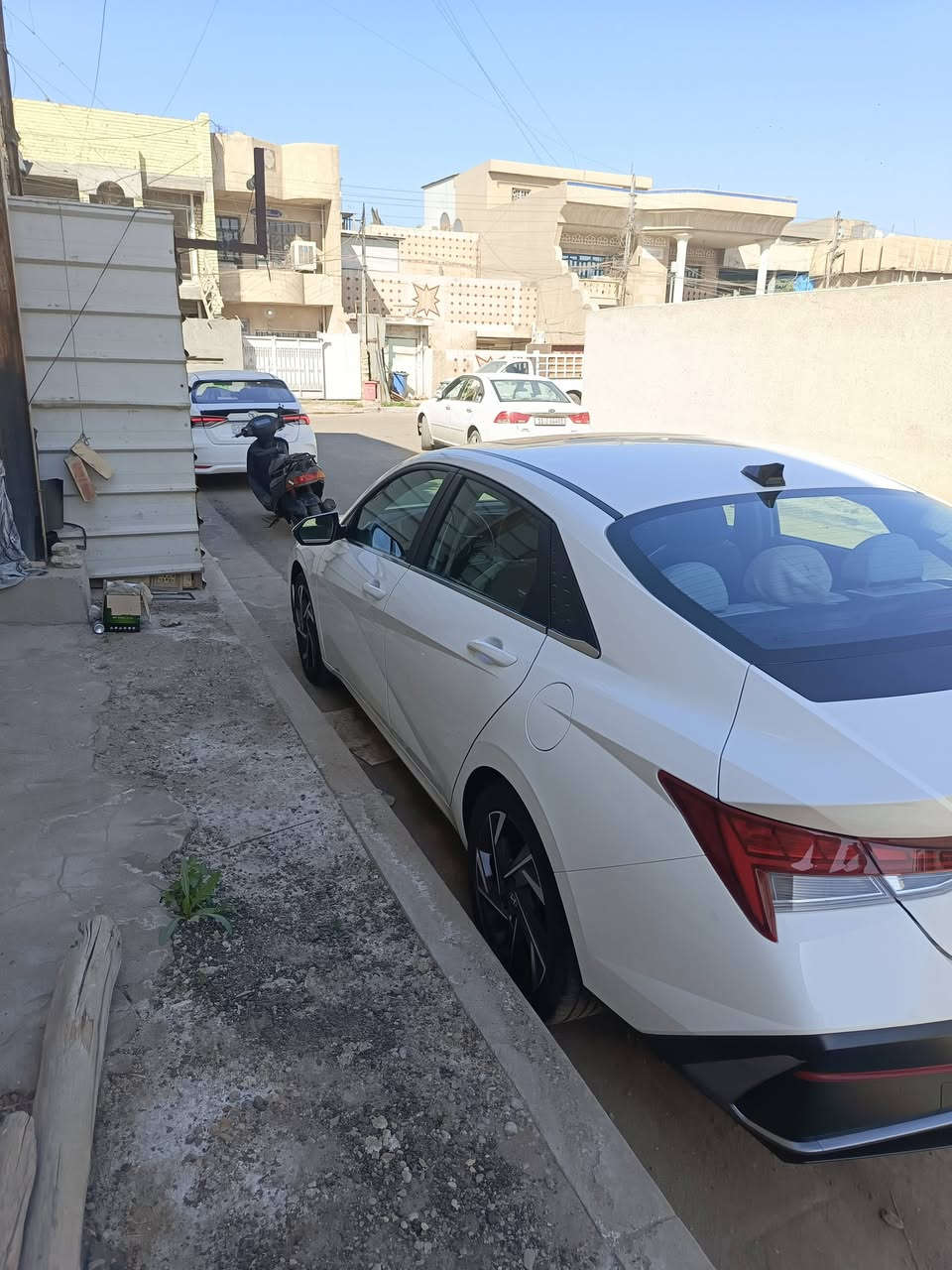 السلام عليكم النترا 2024هايبرد وارد امريكي للبيع
النترا 2024هايبرد limted فول مواصفات بصمه فتحة سقف  كشنات جلد ابيض خزن مقاعد تدفئة تبريد كشن كهرباء تشغيل عن بعد كامرة محيطية  بدون ايرباك ماشي 8500mi ضربة سطحية مرقمة كامل ب اسمي رقم بغداد 
تبديل قطع وحدة وشاصيهة بل صور 
السعر179 وبيه مجال 
بغداد 
***********
