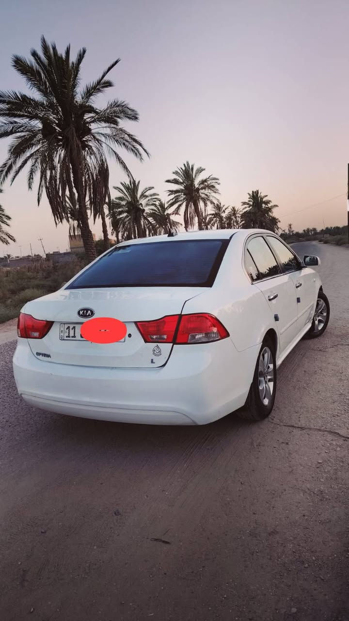كيا اوبتيما 2009
كفاله عامه ماعدا 
هلالات و مدكر الامامي مرشوش صبغ اثر شخوط 
 محرك  2000 دوش البلاد شرط 
كير ومحرك حداديه كفاله 
تبريد ثلج  تدفأه 
رقم انكليزي باسمي 
سنوية 30 
سياره  جناي استخدام شخصي
ما مشتغله خط نهائيا
عدة ومطفايه والجك  بفلينه مانازل البلاديات 
 سنتر لك ريموت 
يدات نيكل لبلاديات سياره ماتصرف عليه ولا ربع مكان السيارة ذي قار سوق الشيوخ 
السعر 118 بيه مجال قليل
***********
