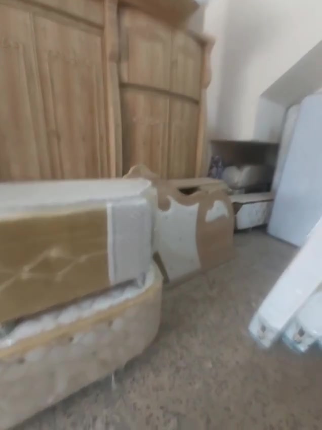 جميع تجهزات غرف وچرابي وميز تواليت جميع  موديلات موجود عندي الاسعار مناسبه كربلاء المقدسة طريق حر الإعدادية الصناعه  ***********_____*********** علي البغدادي لتجهيز غرف نوم
