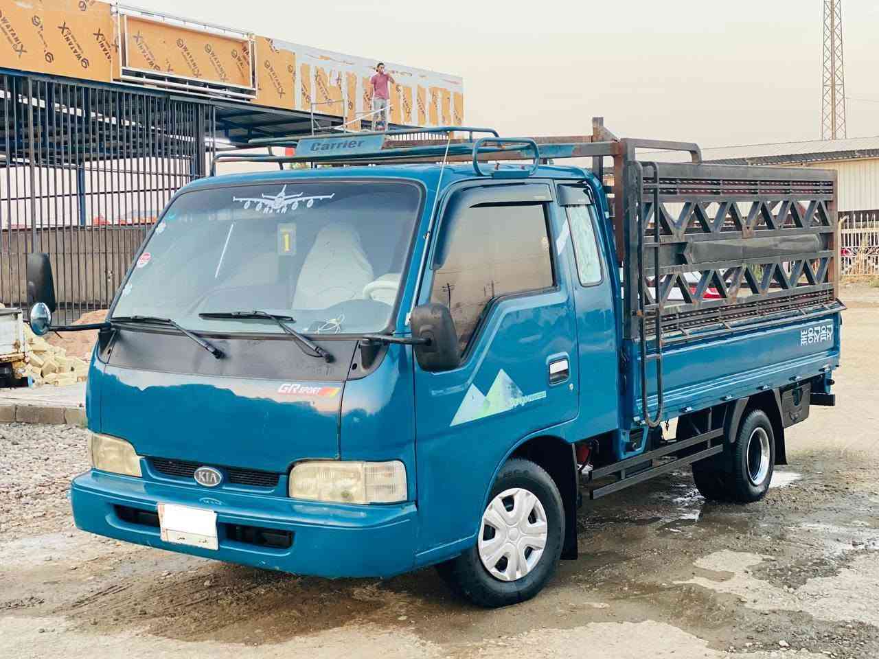 للبيع
كيا فونتيرا موديل 1999
رقم بغداد نكليزي فقط على استلام اللوحات تحويل مباشر 
مكفوله كفاله عامه من كلشي سياره بلادية 
شاصي مكفول من الضربه رقم شاصي واضح وبلادي 
السياره جاهزه وبلاديه وجديده كلش من داخل وخارج  تخم تاير سوبايه محجر مكينه كير كفاله حداديه 
المكان بابل الشوملي 
للاستفسار اكثر ***********
