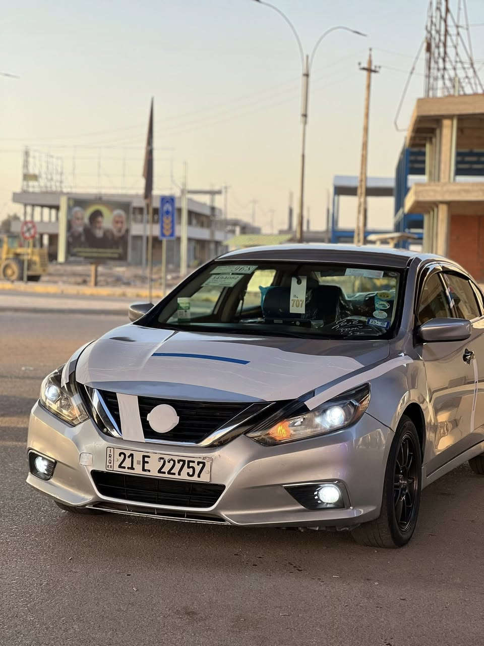 سلام عليكم عندي نسان التيما وارد امريكي ٢٠١٧رقم سليمانيه شرط تحويل بيهه ٣قطع صبغ محرك كير صدر تخم تاير موصفات تشغيل عن بعد شاشه جبيره كشن كهرباء تحكمات سياره مال جناي  مكان السياره ديالي بعقوبه رقم *********** السعر ١٠٣وبيهه مجال
