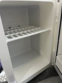 ثلاجه صغيرة • من امزون • سعر ثابت