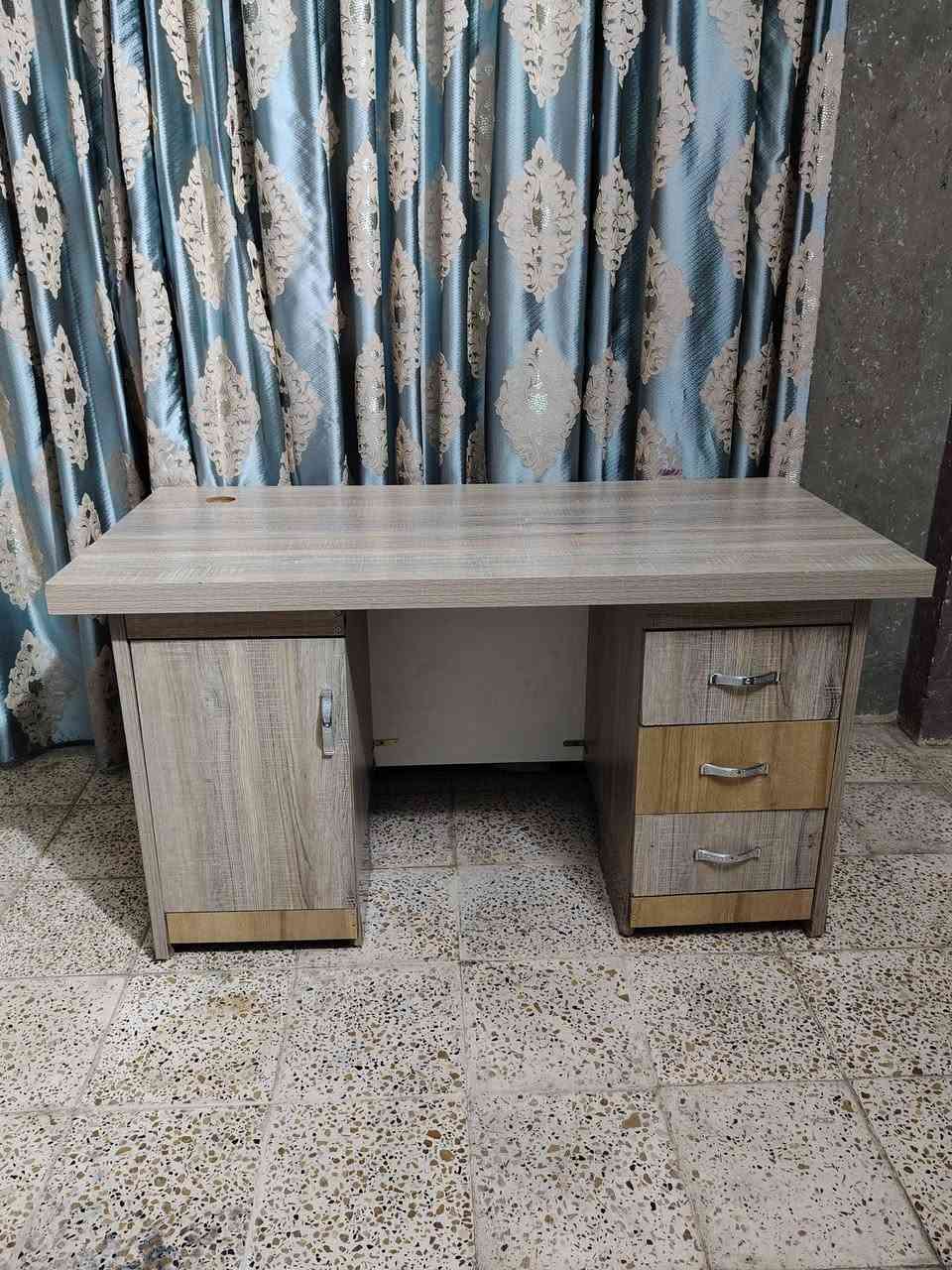 ميز للبيع السعر 125 وبي مجال طول متر واربعين عرض 70


**إذا كنت صاحب هذا الإعلان وتريد حذفه لأي سبب، رجاءا أرسل رسالة إلى الدعم الفني**