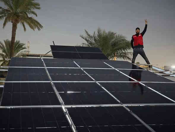 تم ربط منضومه بقدره 50 امبير نهاري و30 امبير ليلي في محافضه بغداد في منطقه البلديات  وتم ذلك بواسطه شركه الجزيرة للطاقه الشمسية وتم استخدام بطاريات ماركه ساكو بحجم ١٥ كيلو واط وانفيرتر ساكو بقدره ١٢ كيلو واط والواح نوع لونجي 620  واط عدد 25 لوح وتم الربط بواسطه كادر متخصص وهندسي في تنصيب المنضومات الطاقه الشمسية شركة الجزيرة الحل الامثل لتجهيز منزلك او عملك بنظام الطاقة الشمسية كل ما عليك الاتصال او الاستفسار والباقي علينه‏‪***********‬‏--***********
