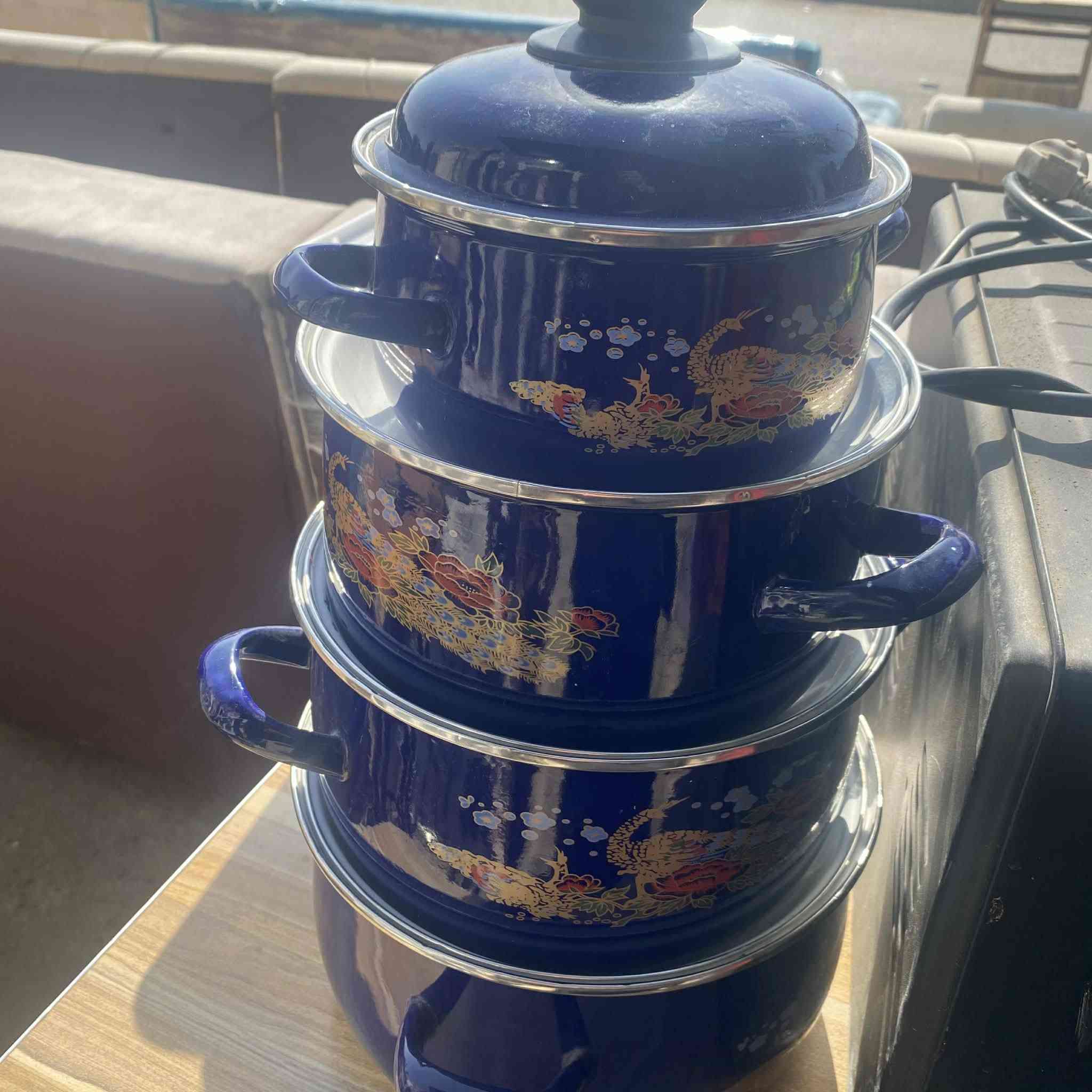 بسم الله على بركة الله مزاد ام مصطفى لبيع كافة المواد المنزلية المستخدمة والجديدة عنوانه بعقوبة التحرير تجاوز مستشفى الاسترالي


**إذا كنت صاحب هذا الإعلان وتريد حذفه لأي سبب، رجاءا أرسل رسالة إلى الدعم الفني**