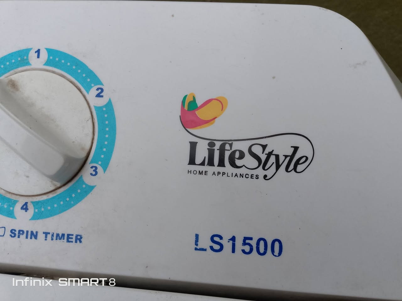 السلام عليكم و رحمة عندي هاي الغسالة مال بيت نضيف ام الحوضين مداخل تصليح كله شغالة وكلشي مذكو بل تصوير سعر 80 الف ومكاني بغداد الشعب رقمي للتواصل *********** متوفر واتساب متواجد شراي يجي ويفحص واني مو بياع شراي بس مال البيت ويريدون اكبر واني بل خدمة 🌹🌹🌹
