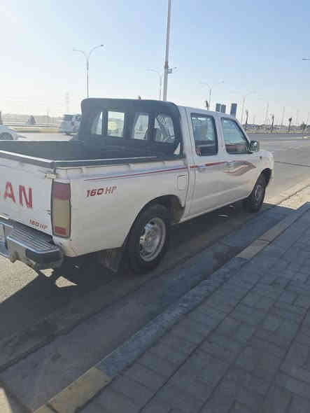 السلام عليكم نيسان مكفوله من الضربه والتبديل بيها دحجات بسيطه موديل  2008   السعر 110 الاتصال ***********
