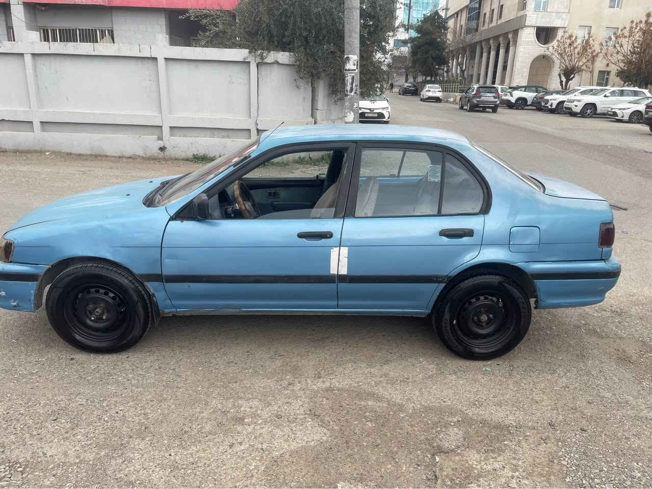 تویتا كرۆلا بۆفرۆشتن 
مۆدێل ١٩٩١ 
بەشەرتی گێرومەكینە سەیارەكە زۆر مەزبوتەو مالی دۆستە هەموو گیانی ئیش ئەكات 
مەكینەی ئەورۆپی لۆكی لەسەرە بانزین زۆر كەم ئەخوات

هەموو گیانی بەشەرت 
سەنەوی لەگەڵدایە بەشەرتی حاسیبەو ئەوەلیات 
سعری ١٨ گەڵاو معامەلە
*********** السليمانية, العراق
